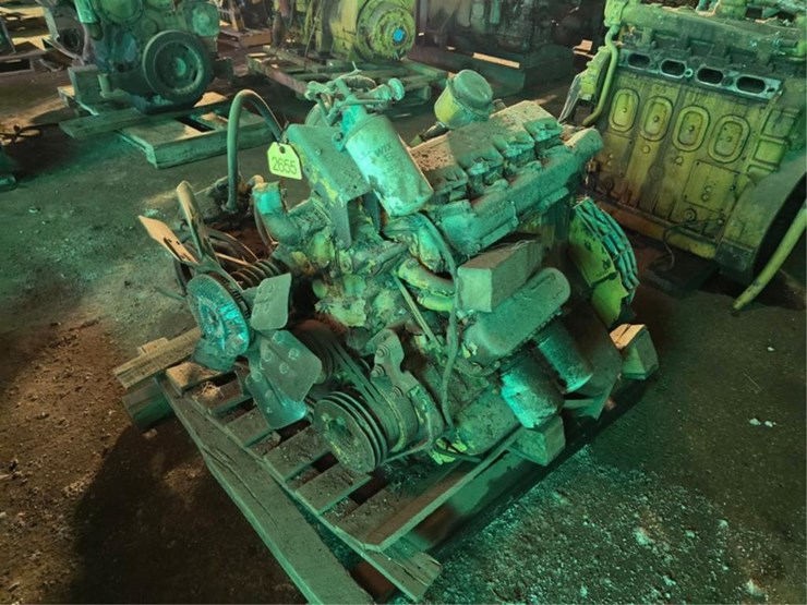 caterpillar-3208-image-1