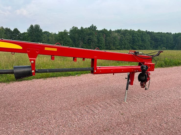 2014-new-holland-h7450-image-13