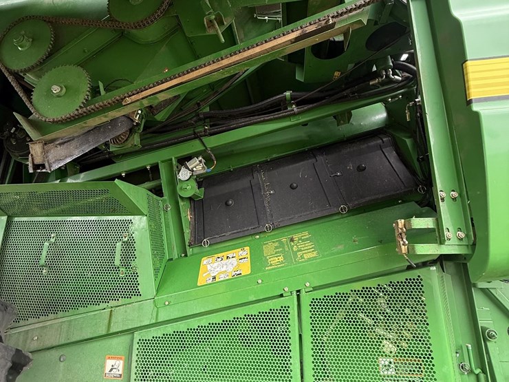 2001-john-deere-9750-image-20