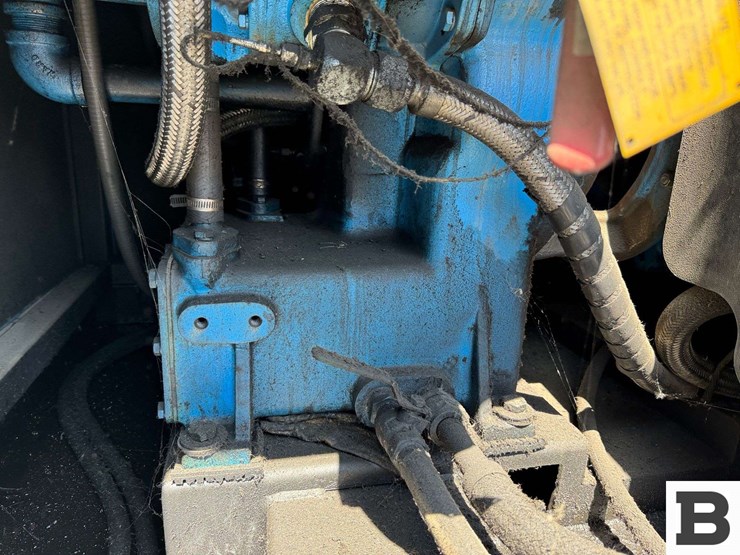 2008-kobelco-two-stage-air-cooled-stationary-air-compressor-image-31