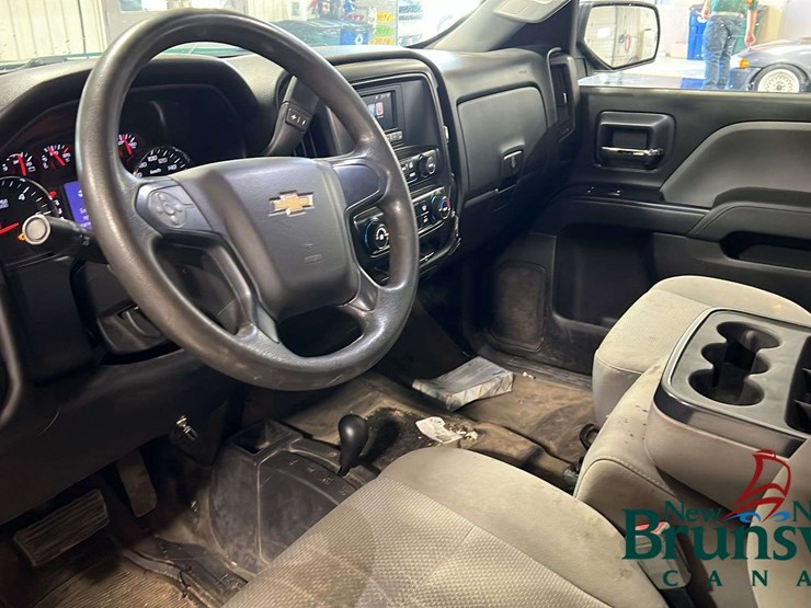 2017-chevrolet-silverado-1500-image-17
