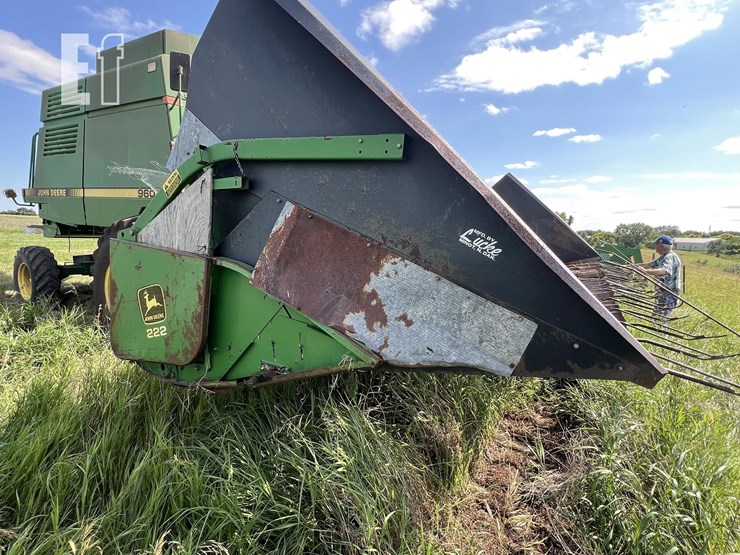john-deere-222-image-1