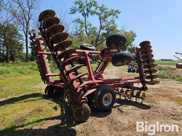 case-ih-3950-image-5