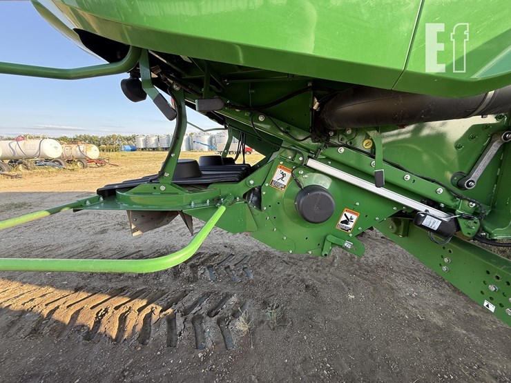 2021-john-deere-s780-image-36