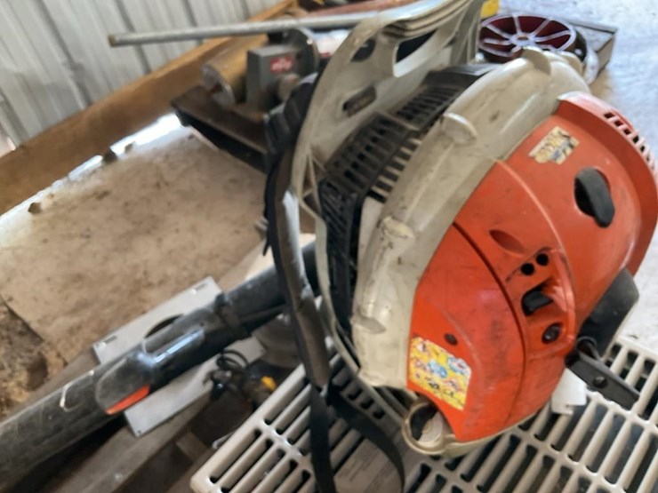 #162-•-stihl-leaf-blower-and-gas-heater-image-9