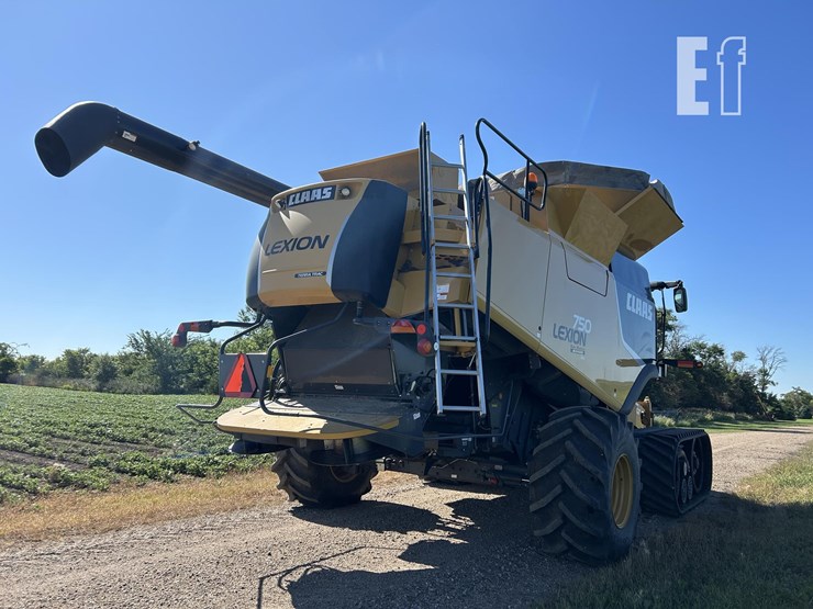 2012-claas-lexion-750tt-image-8