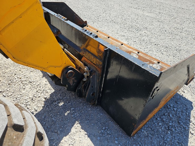 2020-jcb-505-image-20