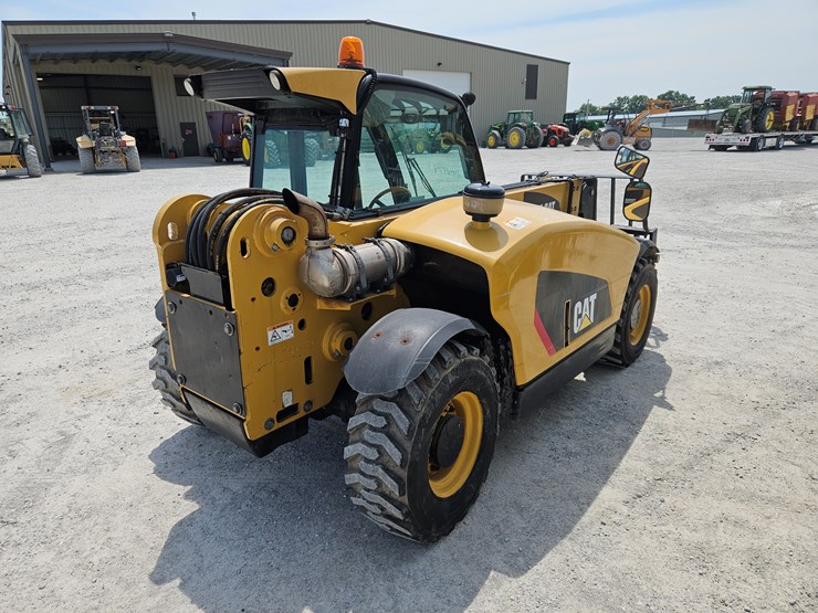 2019-caterpillar-th255c-image-13
