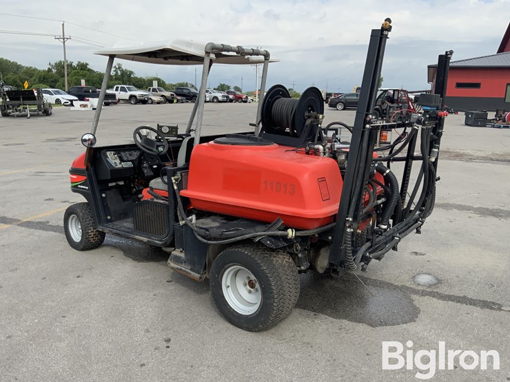 textron-cushman-898628-turf-truckster-spray-cart-image-7