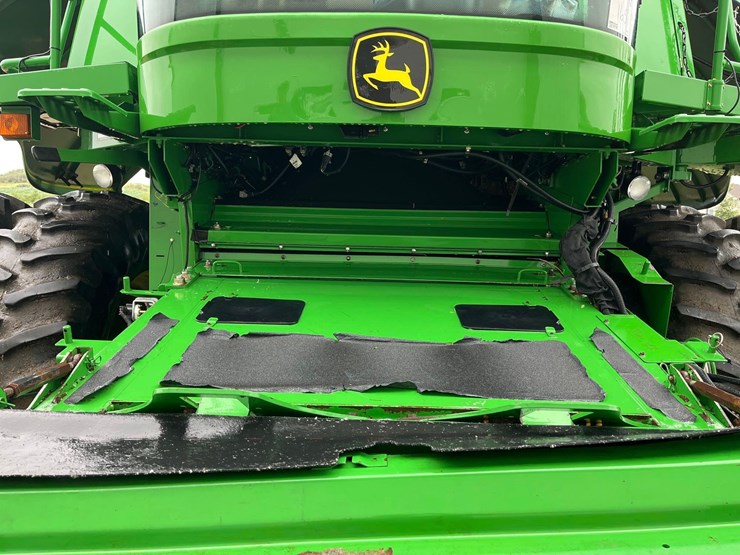 2011-john-deere-9770-sts-image-64