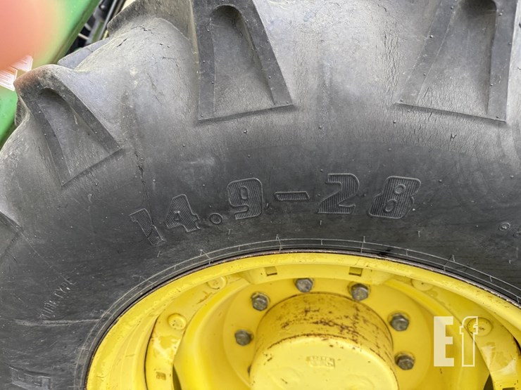 john-deere-7400-image-3