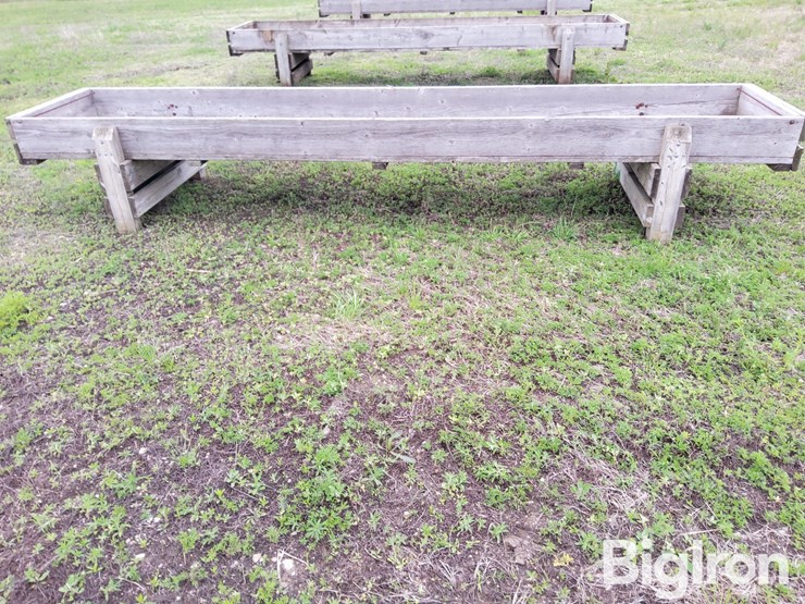wood-feed-bunk-image-4