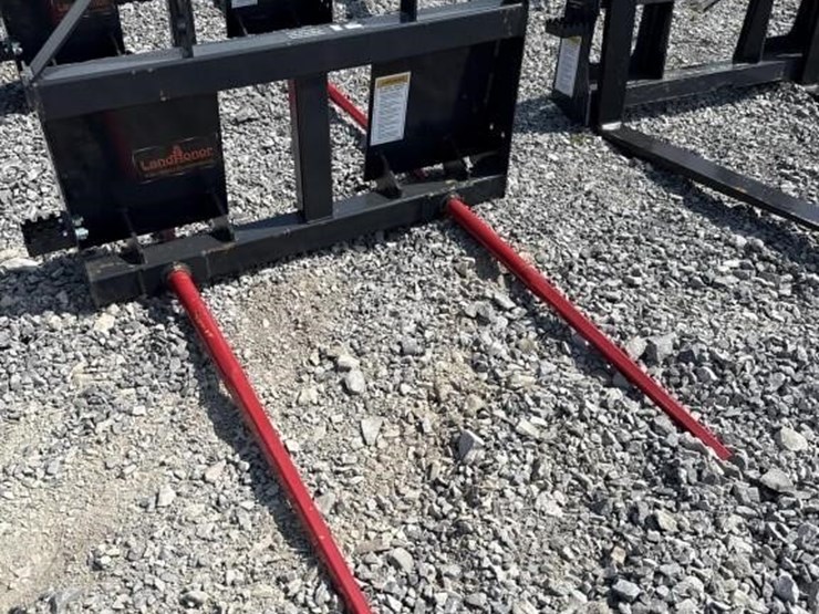 land-honor-skid-steer-bale-spear-image-1