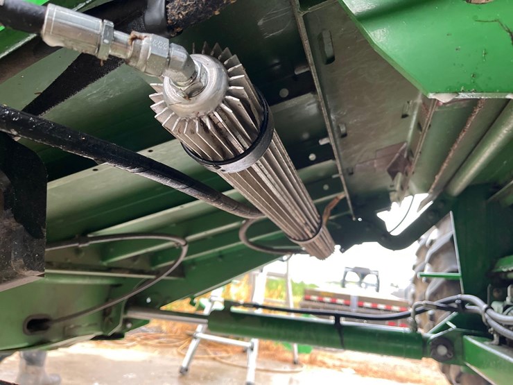 2011-john-deere-9770-sts-image-79
