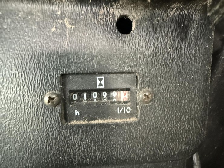 john-deere-8820-image-25