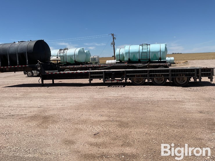2013-b-b-tri/a-drop-deck-sprayer-trailer-image-9