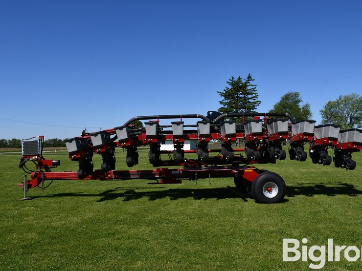 case-ih-1200-image-8