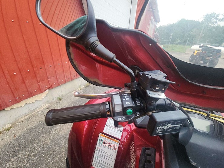 2011-yamaha-grizzly-700fi-image-25