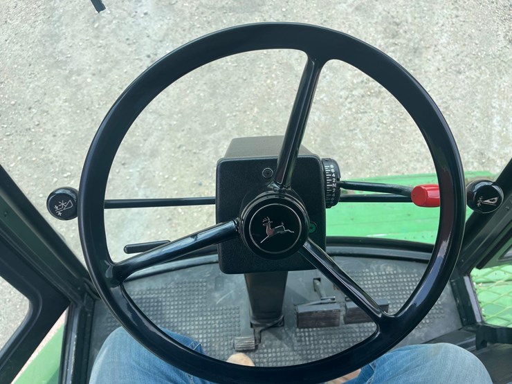 1982-john-deere-7720-image-68