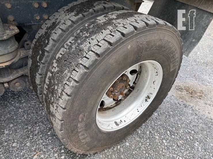 2006-kenworth-t800-image-30