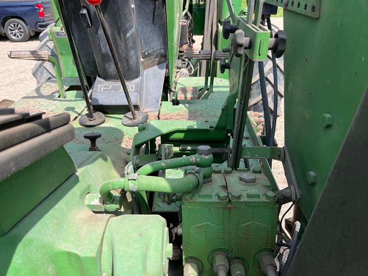 1990-john-deere-2955-image-15