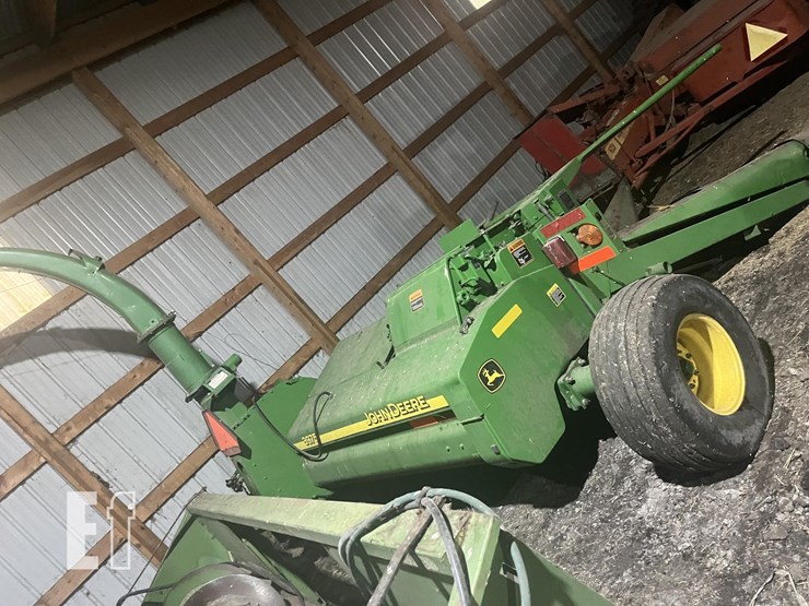 john-deere-3975-image-10