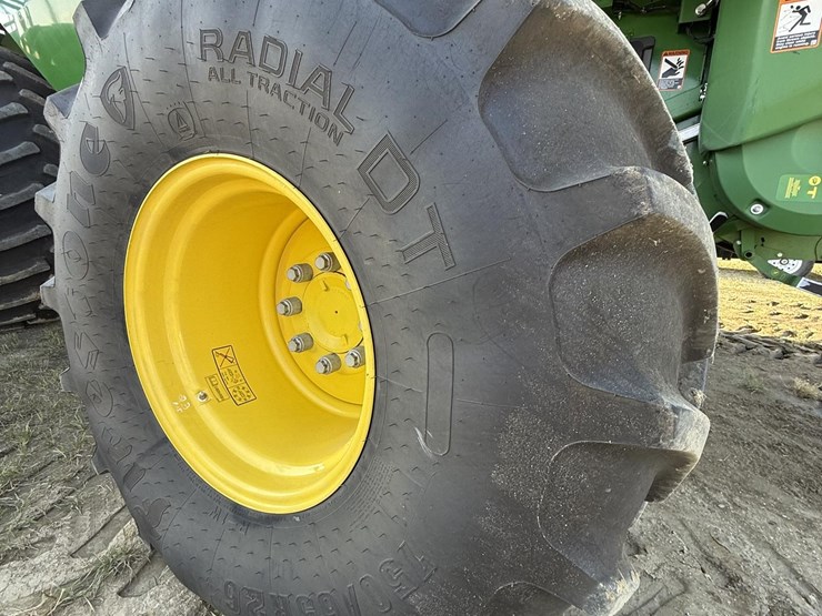 2021-john-deere-s780-image-31