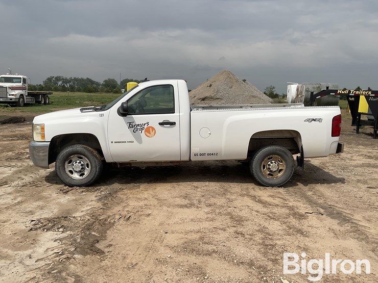 2008-chevrolet-silverado-2500-image-8