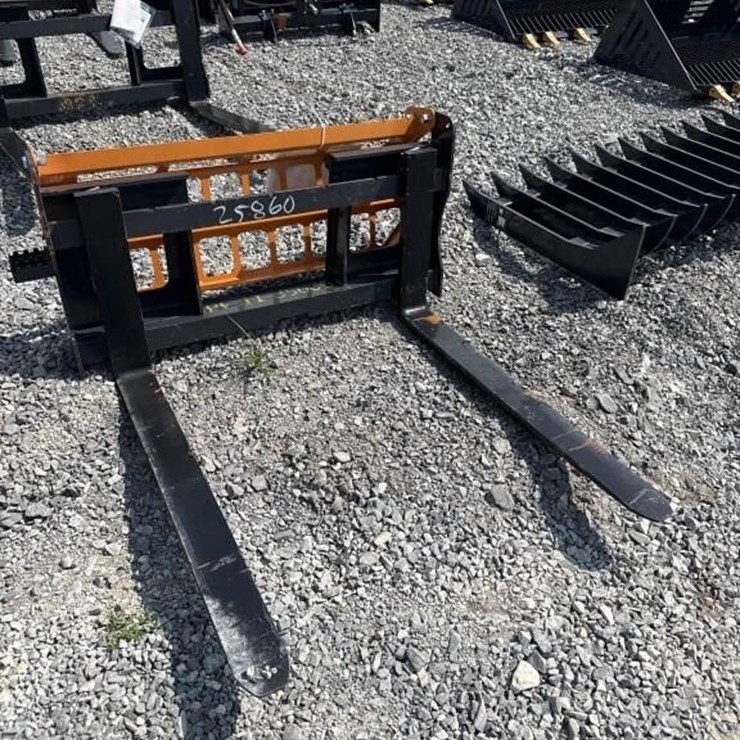 Land Honor Pallet Forks