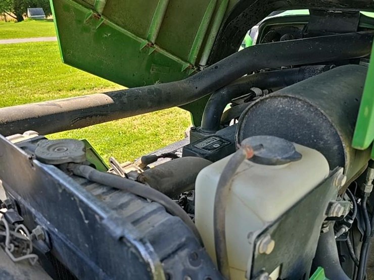 2005-john-deere-5320-image-45