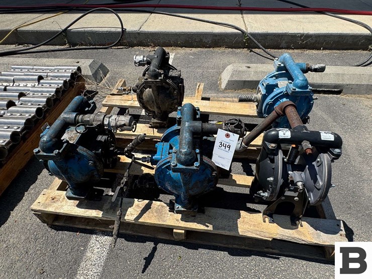 dual-diapham-air-operated-pumps-image-1