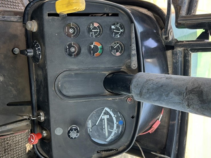 1977-john-deere-8630-image-36