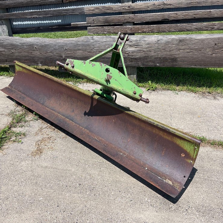John Deere Blade