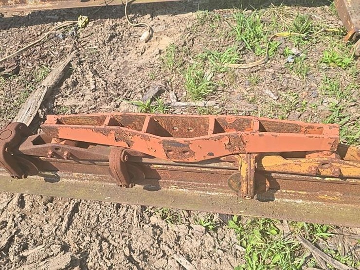 #143-•-hoist-track-image-14