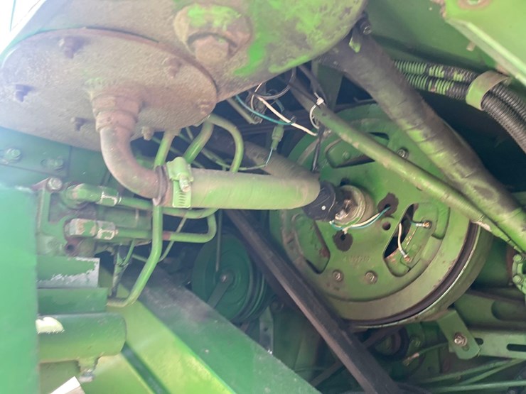 1982-john-deere-7720-image-47