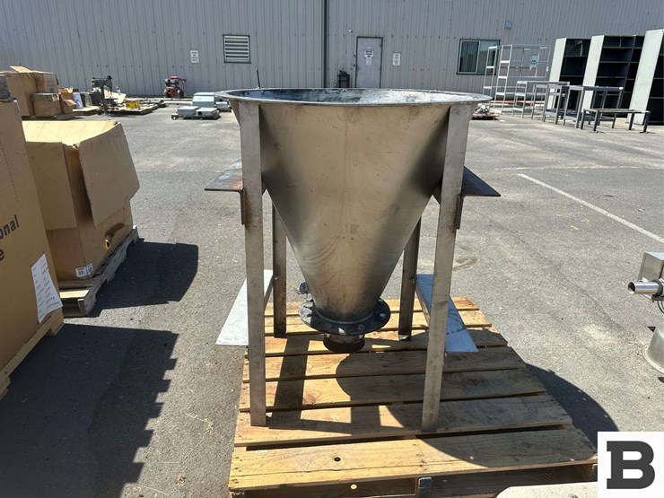 bulk-sack-discharge-station-hopper-image-4