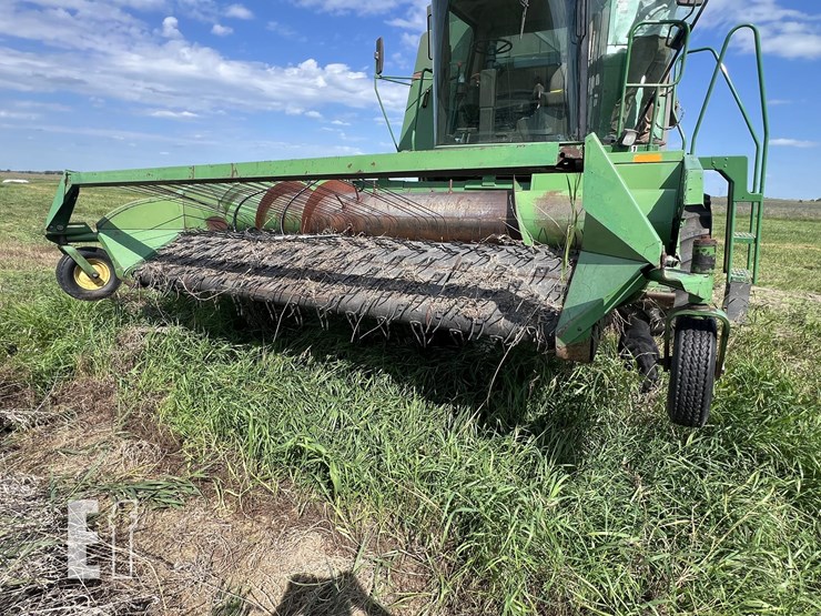 john-deere-212-image-2