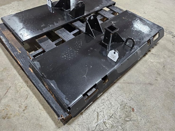#396-•-new-do-all-reciever-hitch-plate-image-2