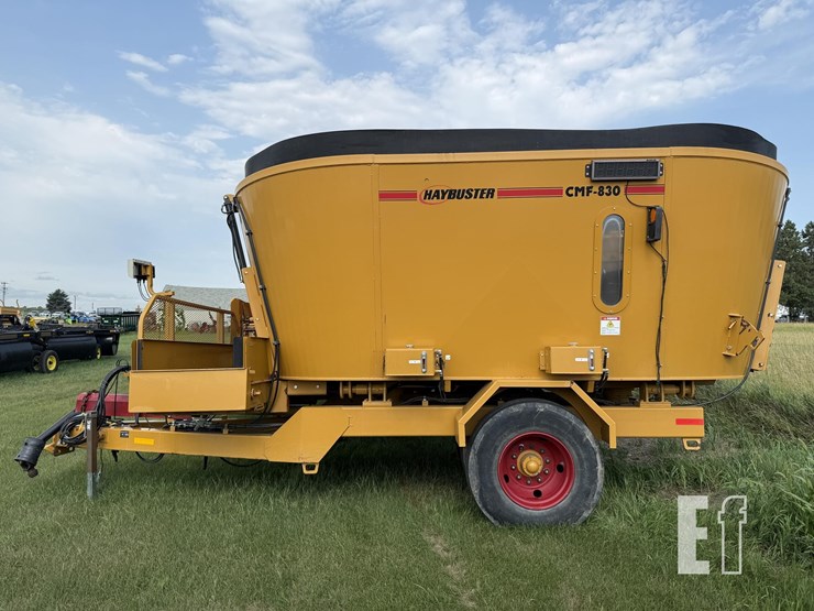 haybuster-cmf830-image-2