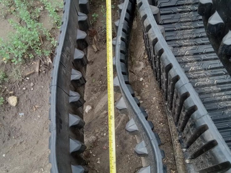 rubber-tracks-image-16