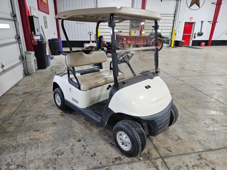 #373-•-2015-ez-go-rxv-golf-cart-image-7