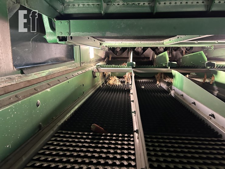 2019-john-deere-s780-image-24