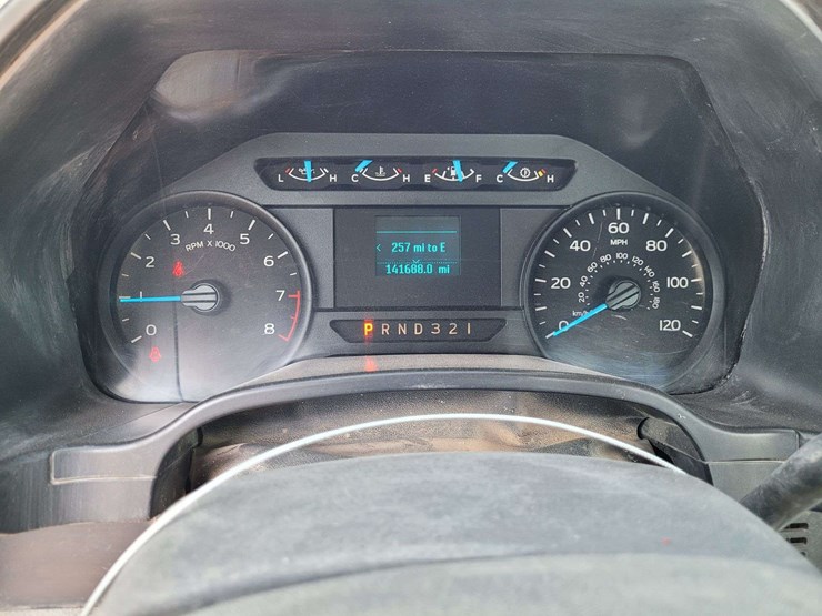 2017-ford-f150-image-13