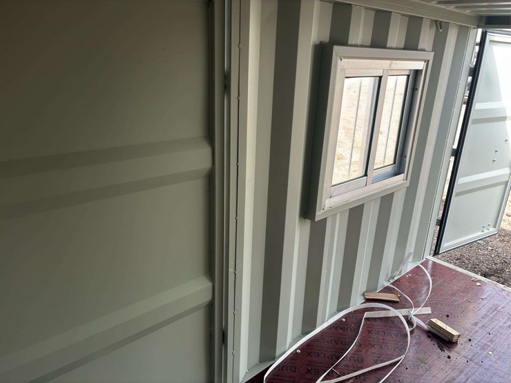 5-1/2-x10-office/storage-sv6100680-shipping-container-image-8