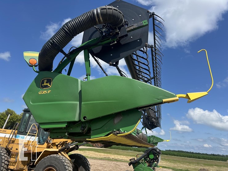 john-deere-635f-image-13