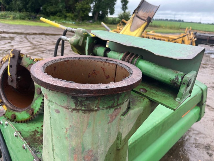 john-deere-3960-image-22