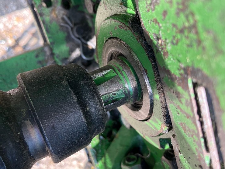 1997-john-deere-556-image-15