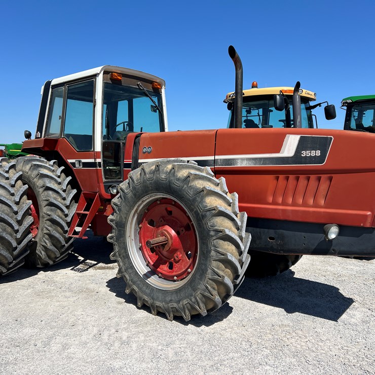1979 INTERNATIONAL 3588