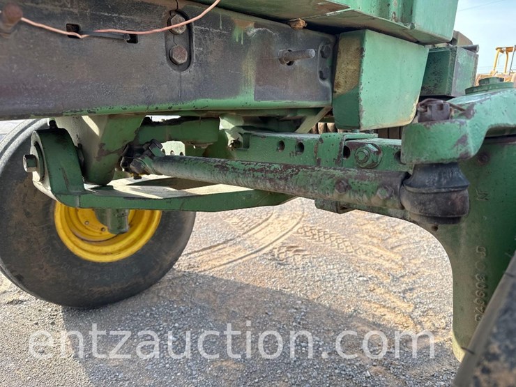 john-deere-4840-image-31