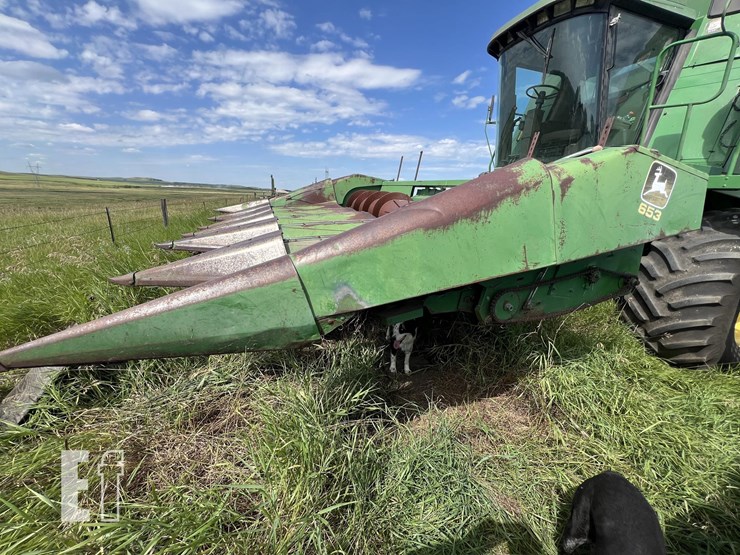 john-deere-653-image-1